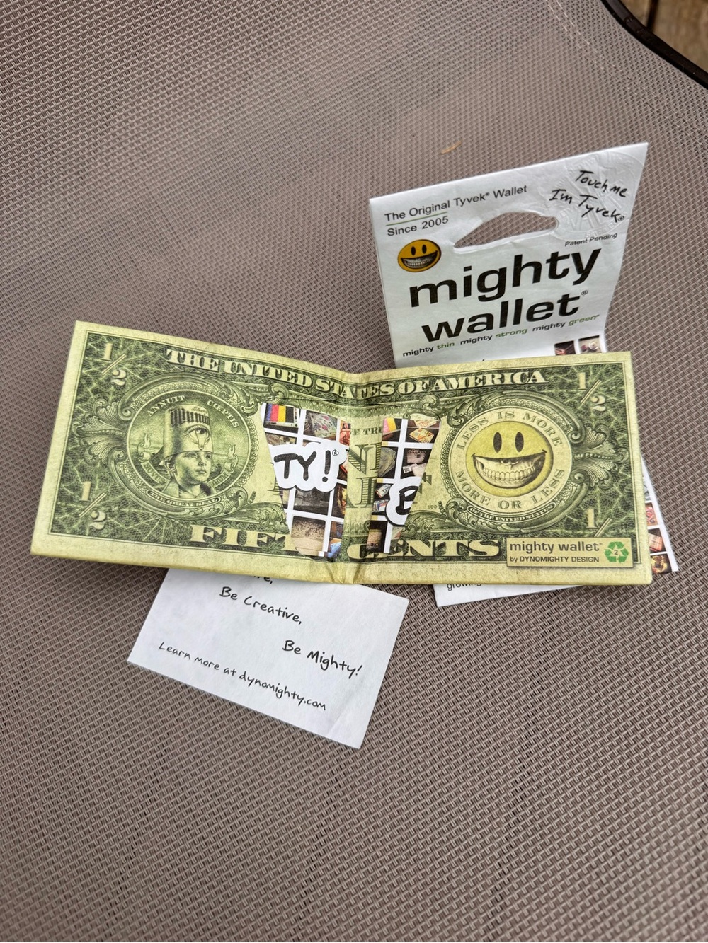 Mighty Wallet Foldable Tyvek Wallet in Green